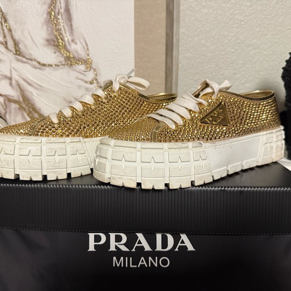 Gold Double Wheel Sneakers-Limited Edition